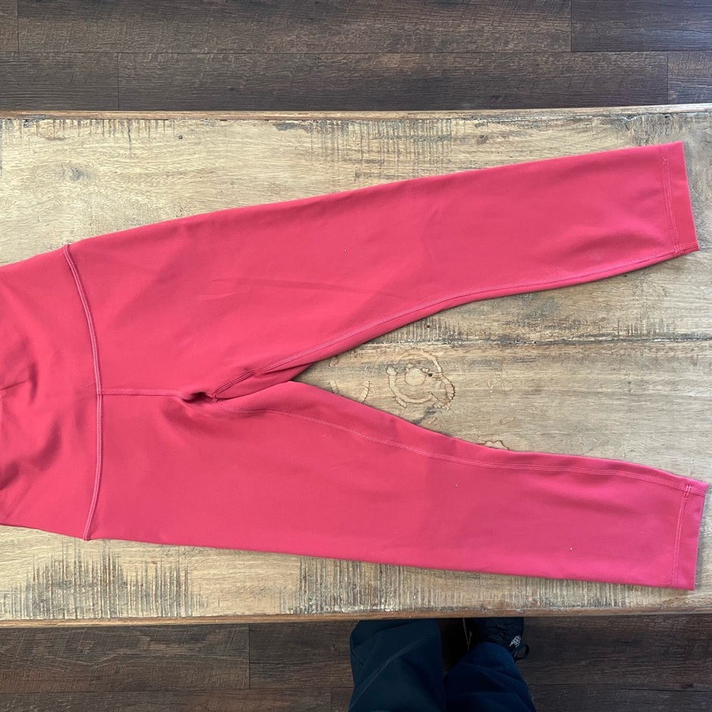 Lululemon Wunder Train High Rise Crop 21”